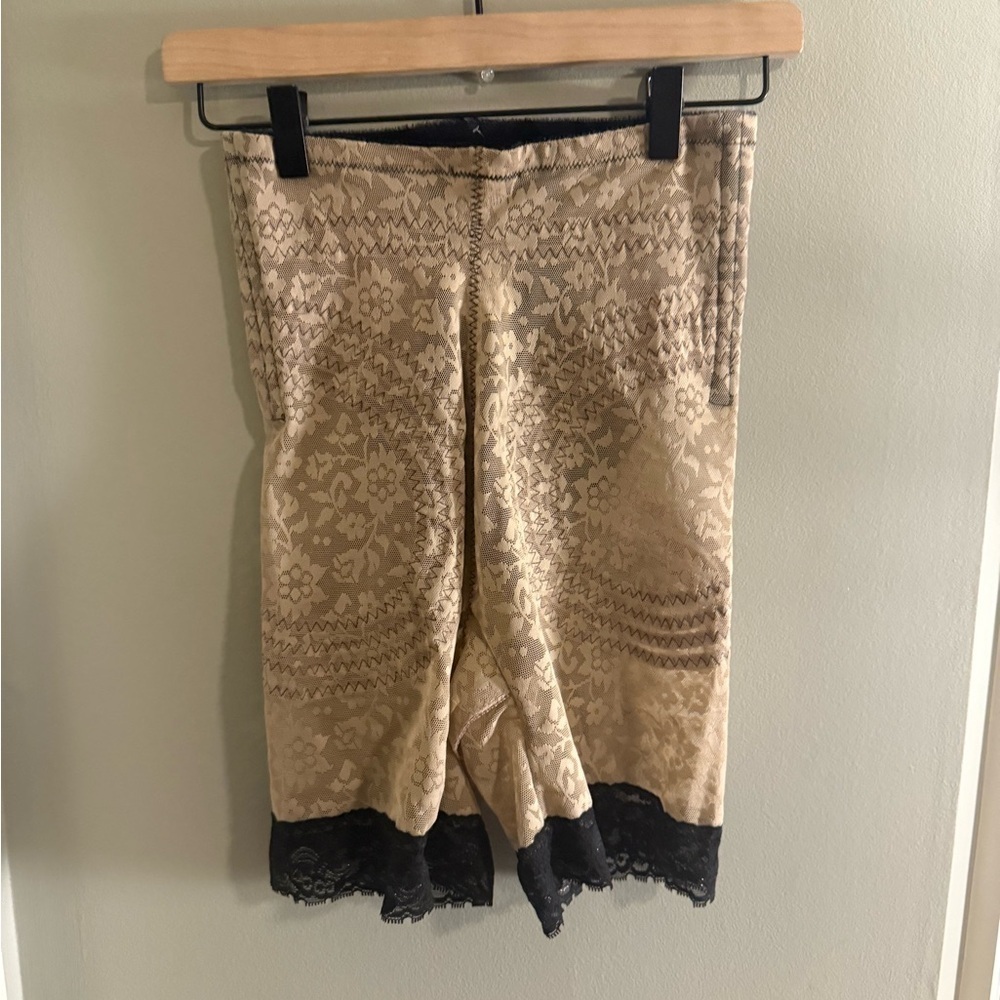 Rago of New York  Tan and Black Shapewear High Waist Shorts